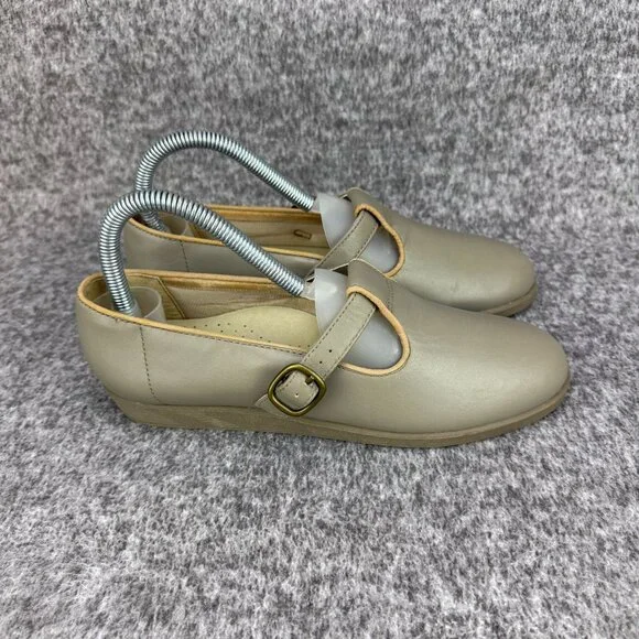 ✅ Womens 6.5M Softspots Comfort Shoes Gray/Tan Leather Mary Jane Casual Flats - Picture 2 of 12